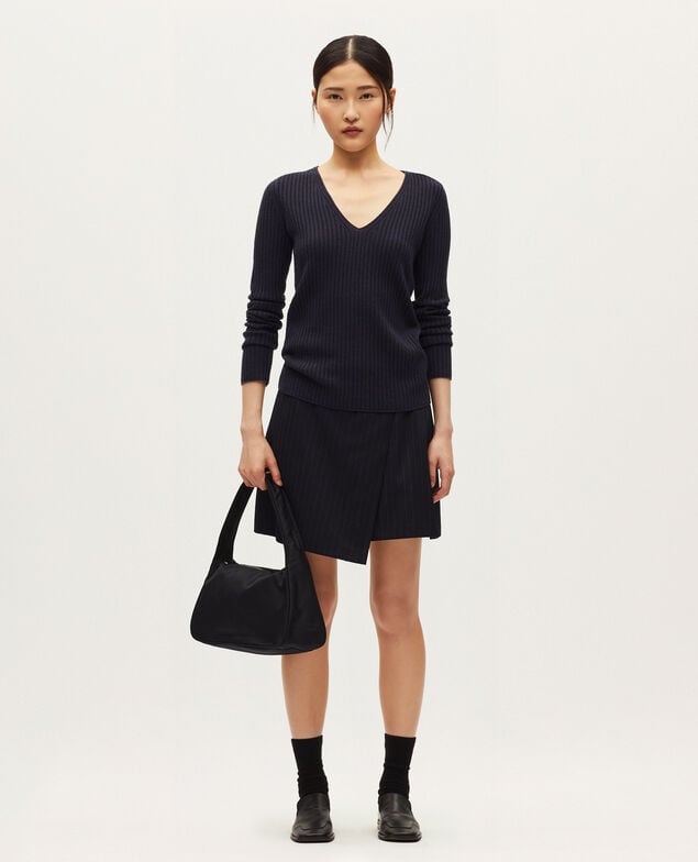 V-neck merino wool jumper H695 night sky
