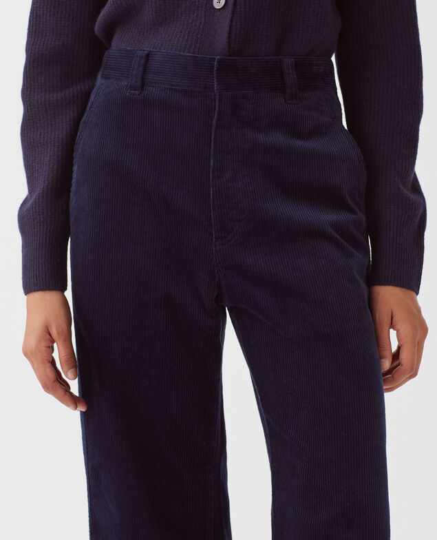 Corduroy trousers U690 navy