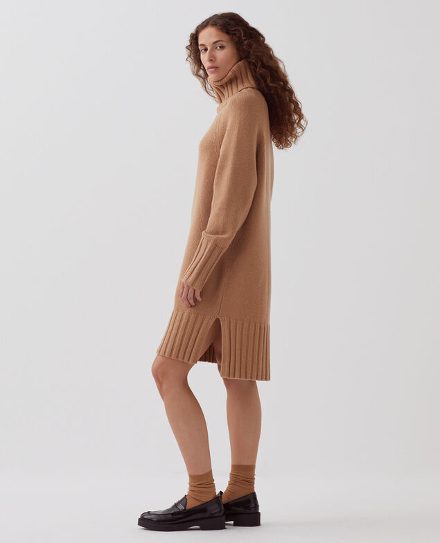 Wool roll neck jumper dress I321 camel