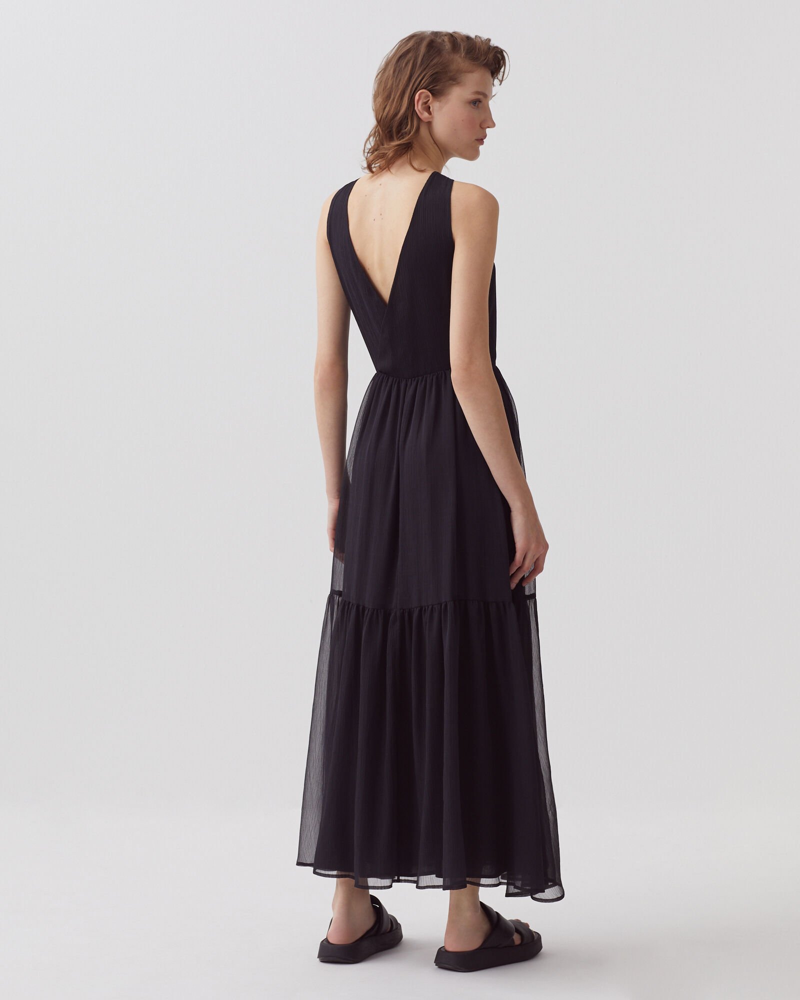 美品　完売品　SMOOTH OUT dress（BLACK）　サイズ1 Crinkle Textured One Shoulder Maxi Dress | boohoo