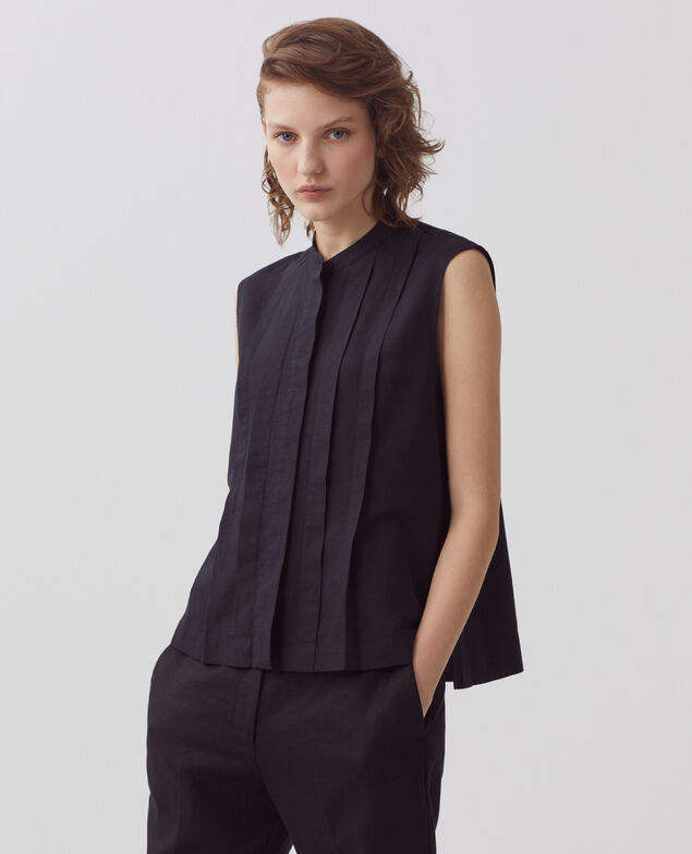 Sleeveless blouse H091 black beauty