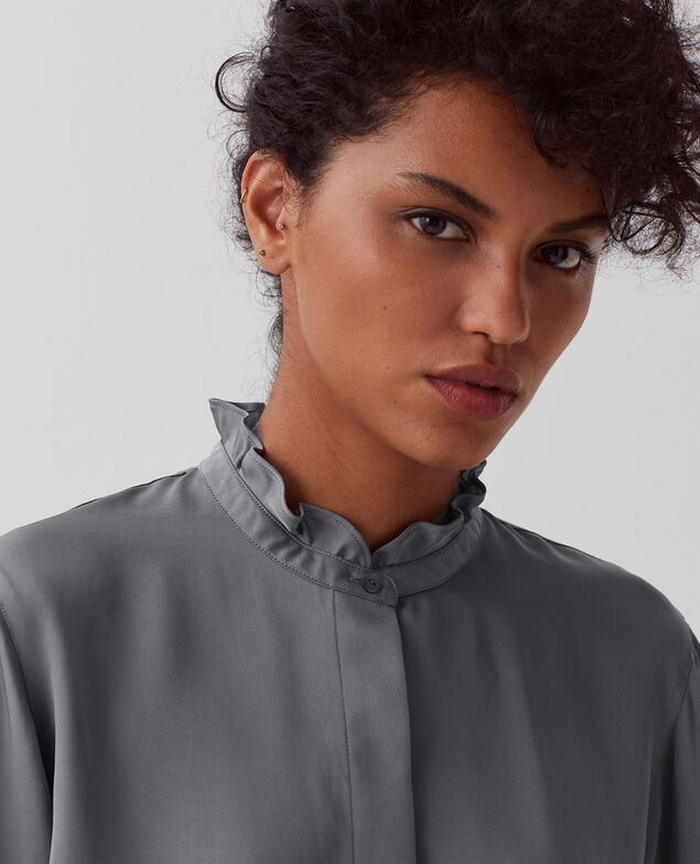 Fluid ruffled shirt U060 grey