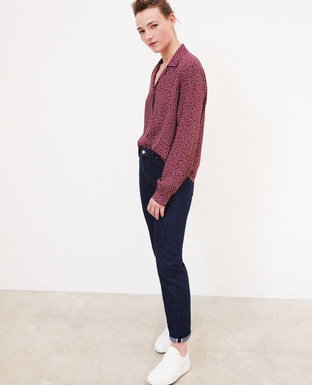 Deep neck shirt Red
