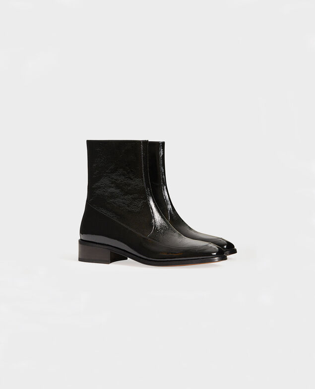  Fitted leather boots Black beauty