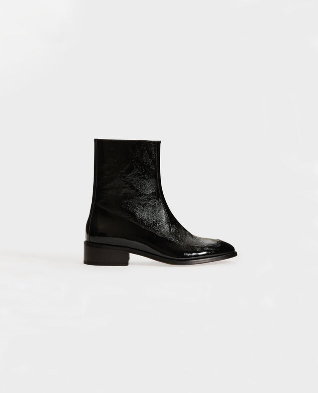  Fitted leather boots Black beauty