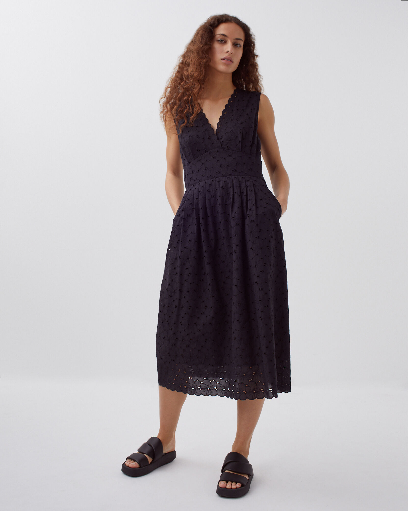 【送料&関税込】Kenzo Broderie Anglaise Dress KENZO 'KENZO Boke Flower Broderie Anglaise' dress | REVERSIBLE