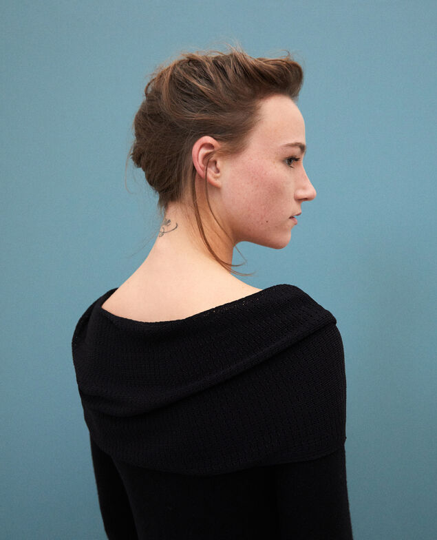Wholegarment dress with adjustable collar Black