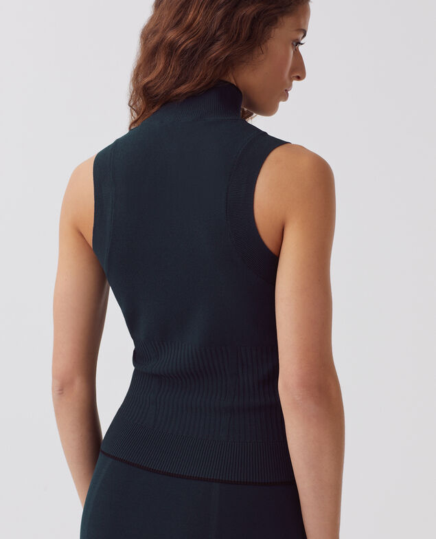 Sleeveless knit top J690 blueberry