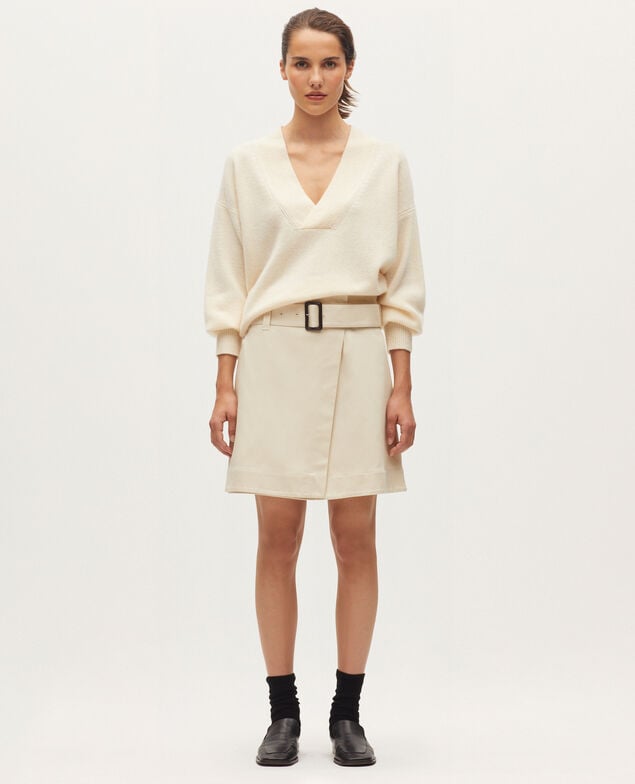 V-neck cashmere jumper K300 ecru beige