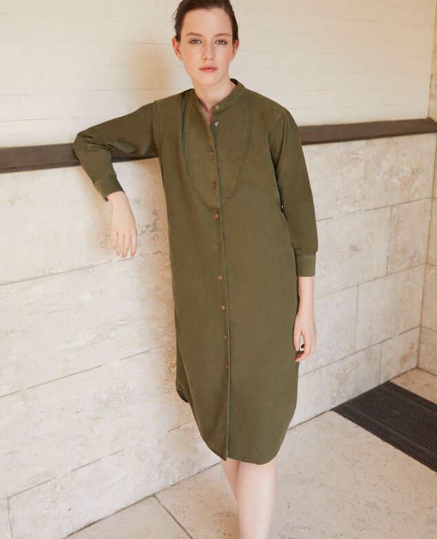Velvet dress with mandarin collar Green