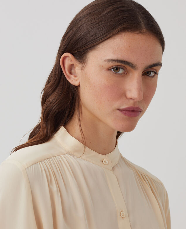 Long-sleeve silky shirt J300 natural