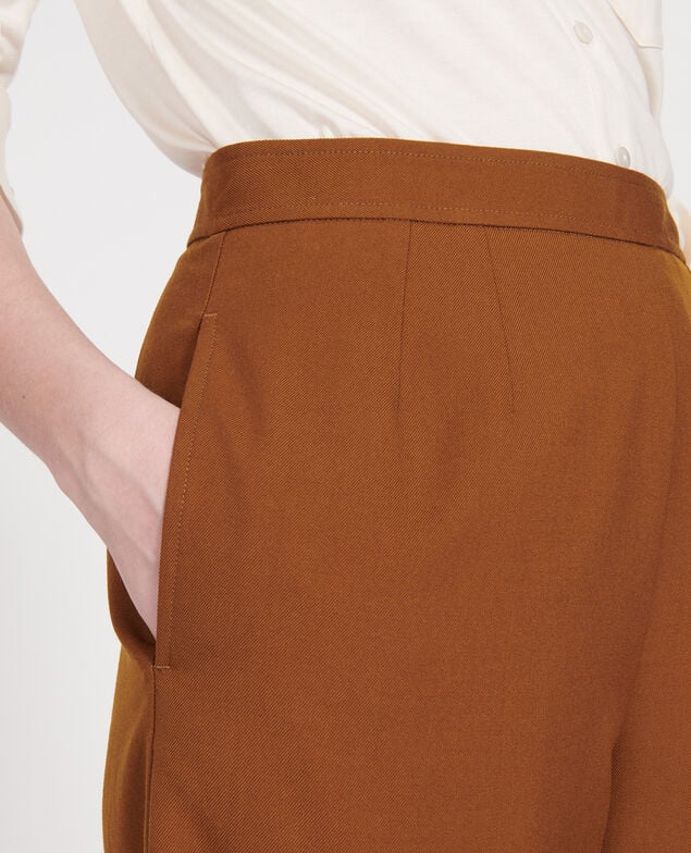 Smooth wool bermuda shorts Monks robe