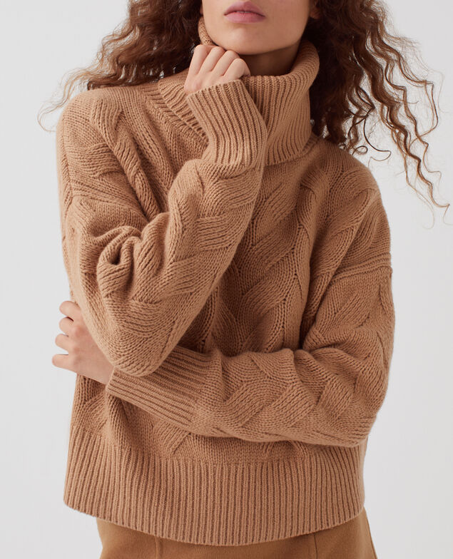 Wool roll neck jumper I321 camel