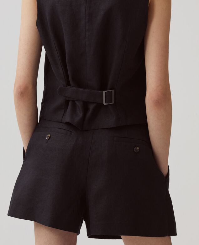Sleeveless linen top H091 black beauty