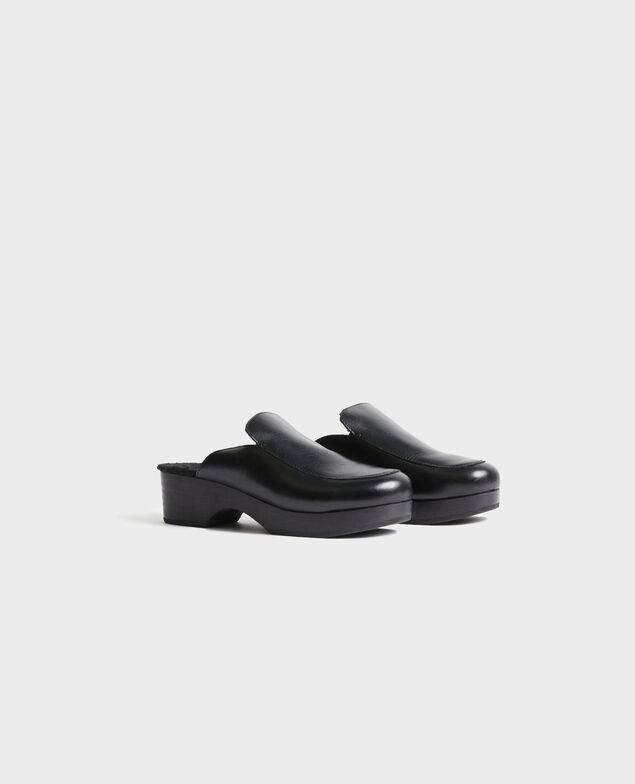 Leather clogs Black beauty