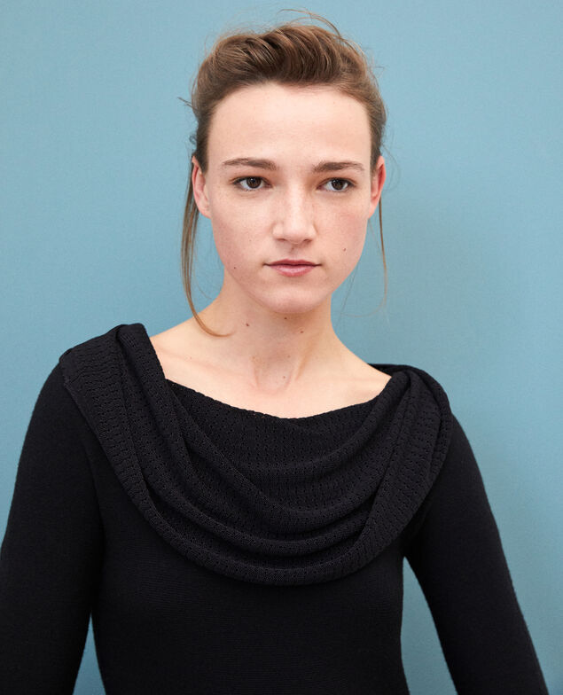 Wholegarment dress with adjustable collar Black
