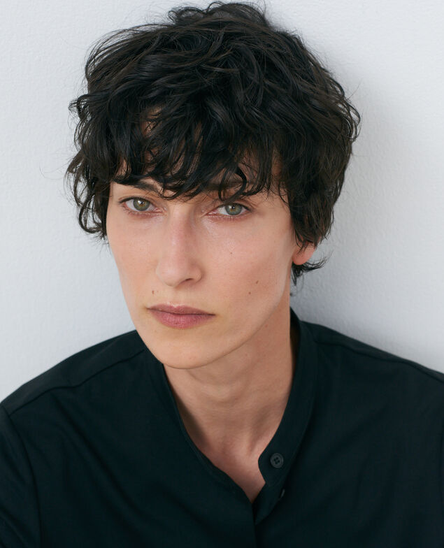 Mandarin collar shirt Black beauty