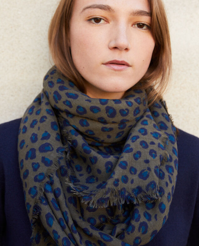 Printed wool scarf Blue leopard olive night