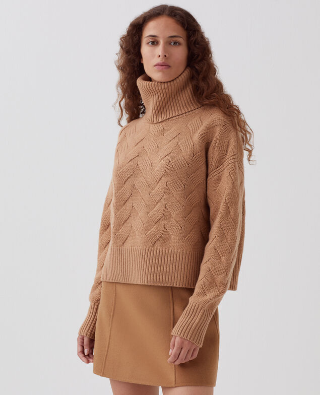 Wool roll neck jumper I321 camel