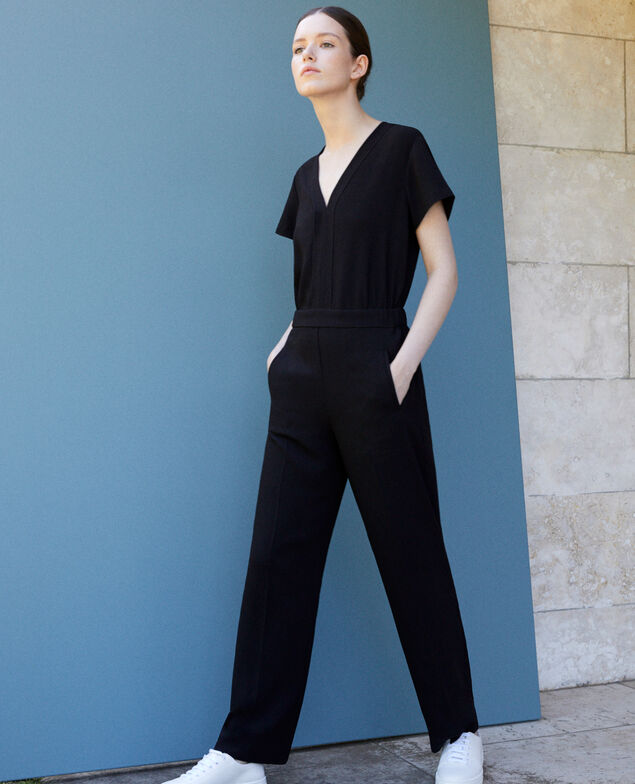 V-neck jumpsuit Black