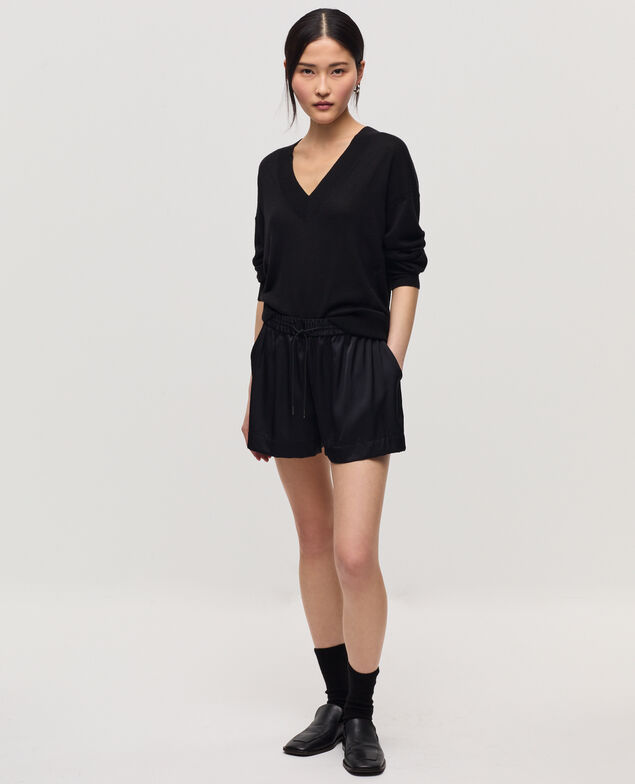 Loose silky shorts H091 black beauty