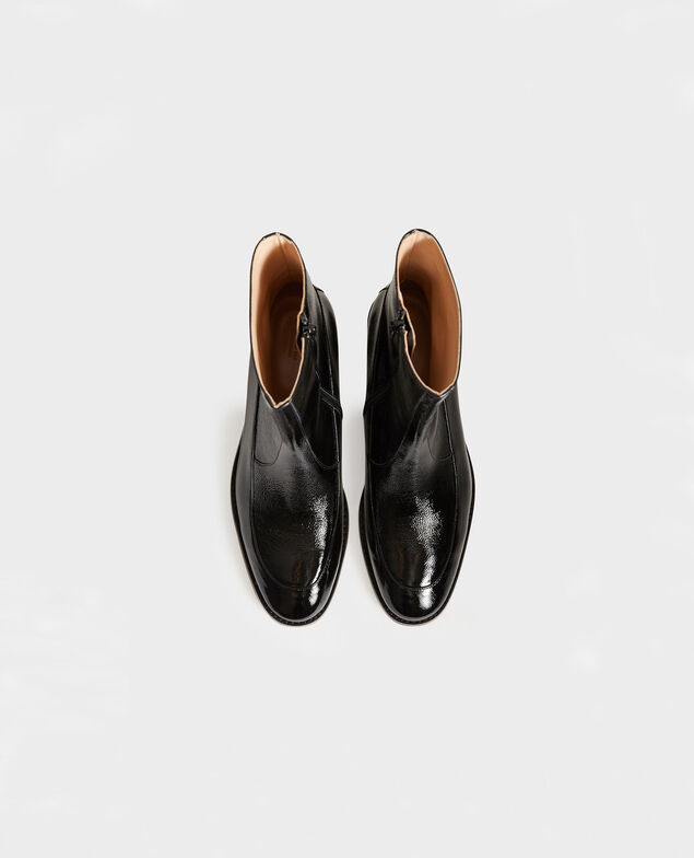  Fitted leather boots Black beauty