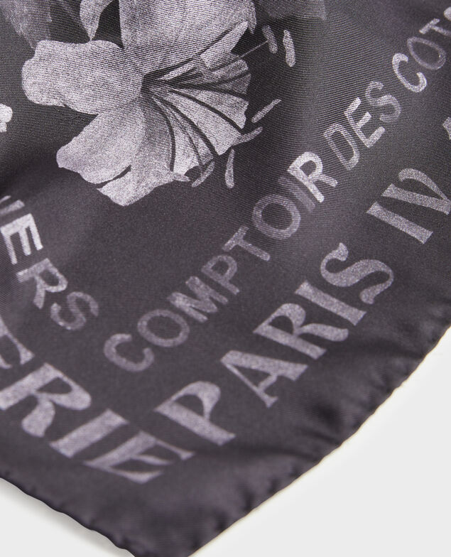 Square silk scarf Black beauty