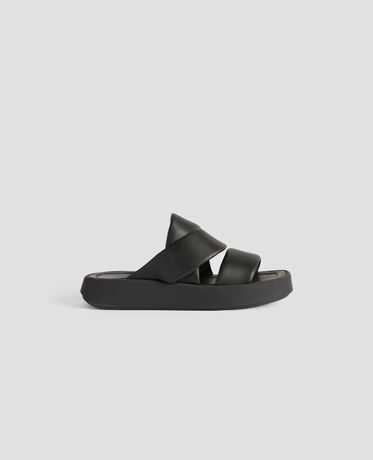 Leather sandals H096 black