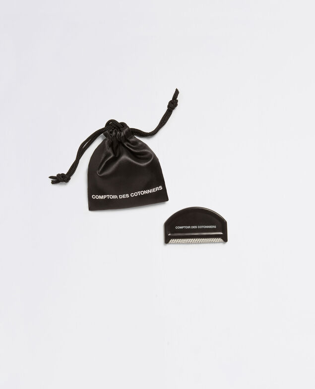 Pilling comb Black