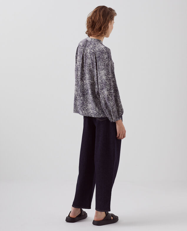 Long-sleeve silky blouse H690 micro fl navy