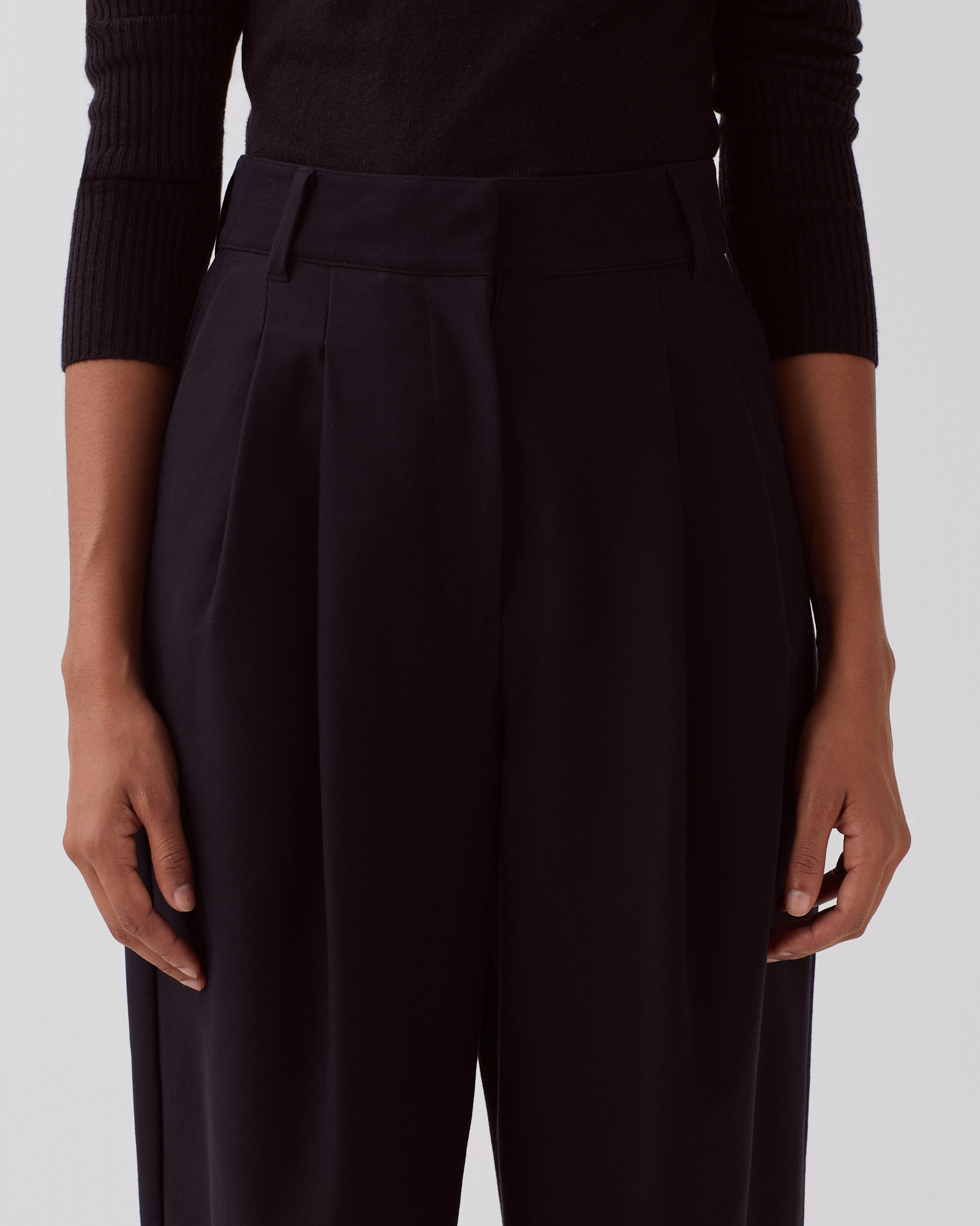 PEGGY - Carrot trousers black beauty - Comptoir des Cotonniers
